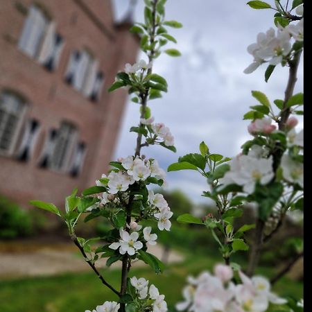 Kasteel Aldenghoor Bed & Breakfast Haelen Ngoại thất bức ảnh