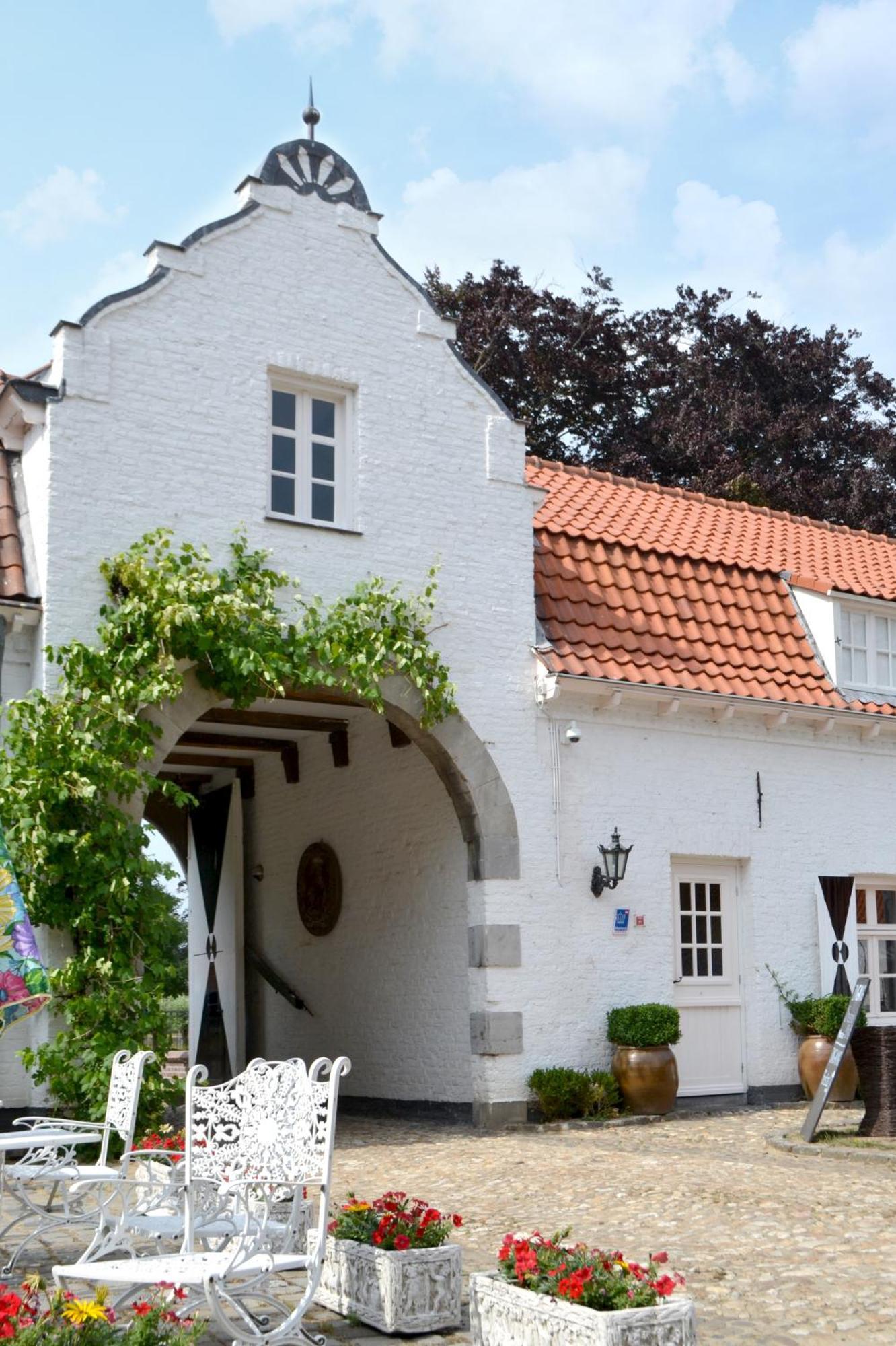 Kasteel Aldenghoor Bed & Breakfast Haelen Ngoại thất bức ảnh