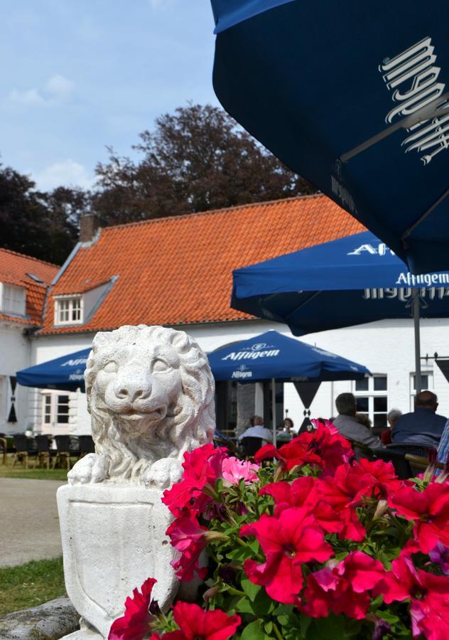 Kasteel Aldenghoor Bed & Breakfast Haelen Ngoại thất bức ảnh