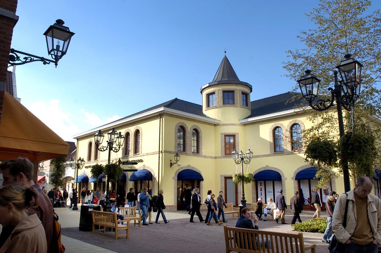 Kasteel Aldenghoor Bed & Breakfast Haelen Ngoại thất bức ảnh